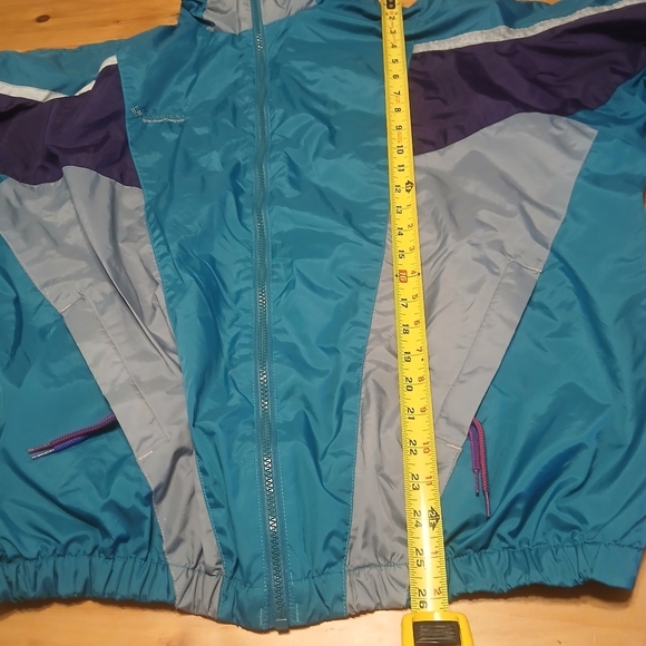 Columbia Blue and Purple Windbreaker Jacket - Picture 6 of 7